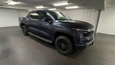 New 2025 Chevrolet Silverado EV LT Crew Cab 4WD Pickup for sale #255528 - photo 1