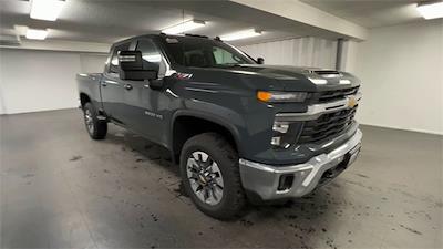 New 2025 Chevrolet Silverado 3500 LT Crew Cab for sale #255641 - photo 1