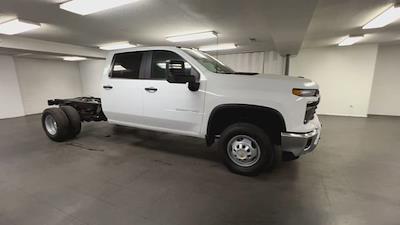 New 2026 Chevrolet Silverado 3500 Crew Cab Cab Chassis for sale #265335 - photo 1