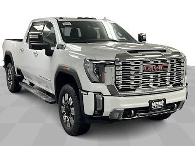 New 2025 GMC Sierra 2500 Denali Crew Cab 4WD Pickup for sale #253221 - photo 1