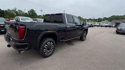 New 2025 GMC Sierra 2500 Denali Ultimate Crew Cab 4WD Pickup for sale #253276 - photo 2