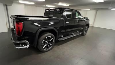 New 2025 GMC Sierra 1500 SLT Crew Cab 4WD Pickup for sale #253282 - photo 2