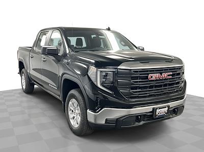 New 2025 GMC Sierra 1500 Pro Crew Cab 4WD Pickup for sale #253293 - photo 1