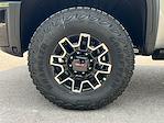 New 2025 GMC Sierra 2500 AT4X Crew Cab 4WD Pickup for sale #253297 - photo 33