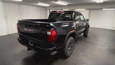 New 2025 GMC Canyon Elevation Crew Cab 4WD Pickup for sale #253304 - photo 2