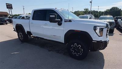 New 2025 GMC Sierra 2500 AT4X Crew Cab 4WD Pickup for sale #253310 - photo 1