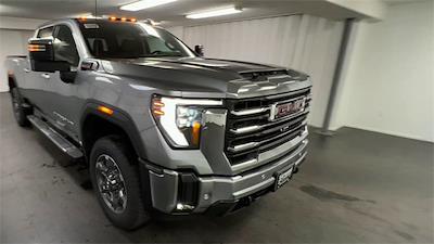 New 2025 GMC Sierra 2500 SLT Crew Cab 4WD Pickup for sale #253329 - photo 1
