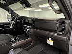 New 2025 GMC Sierra 2500 SLT Crew Cab 4WD Pickup for sale #253329 - photo 28