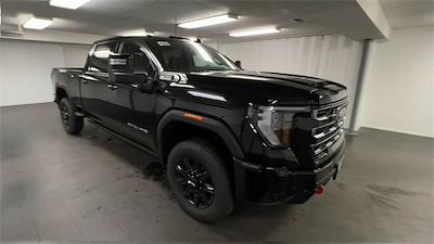 New 2025 GMC Sierra 2500 AT4 Crew Cab 4WD Pickup for sale #253336 - photo 1