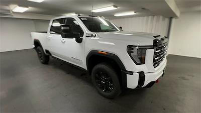 New 2025 GMC Sierra 2500 AT4 Crew Cab 4WD Pickup for sale #253342 - photo 1