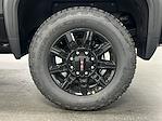 New 2025 GMC Sierra 2500 AT4 Crew Cab 4WD Pickup for sale #253364 - photo 70
