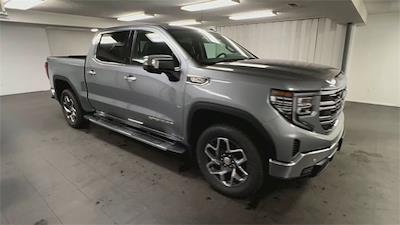 New 2025 GMC Sierra 1500 SLT Crew Cab 4WD Pickup for sale #253368 - photo 1