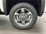 New 2025 GMC Sierra 2500 SLT Crew Cab 4WD Pickup for sale #253390 - photo 33