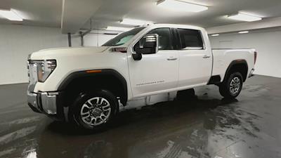 New 2025 GMC Sierra 3500 SLT Crew Cab for sale #253407 - photo 1