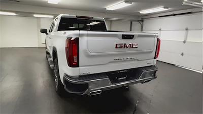 New 2026 GMC Sierra 1500 SLT Crew Cab 4WD Pickup for sale #263054 - photo 2