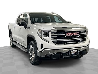 New 2026 GMC Sierra 1500 SLT Crew Cab for sale #263141 - photo 1
