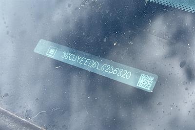 2020 Chevrolet Silverado 1500 Crew Cab 4WD Pickup for sale #J169685 - photo 2