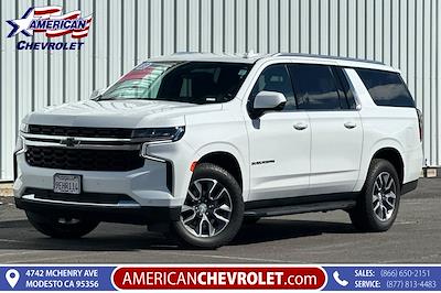 Used 2023 Chevrolet Suburban - photo 1