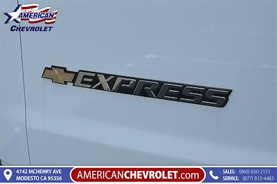 New 2025 Chevrolet Express 3500 1LT Passenger Van for sale #T251358 - photo 1