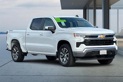 Used 2025 Chevrolet Silverado 1500 LT Crew Cab for sale #T25502R - photo 1