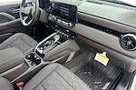 2025 Chevrolet Colorado Crew Cab 4WD Pickup for sale #T25721 - photo 12