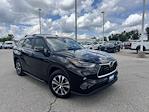 Used 2024 Toyota Highlander XLE AWD SUV for sale #25T0427A - photo 1