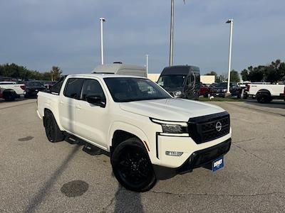 Used 2023 Nissan Frontier SV Crew Cab 4WD Pickup for sale #25T0803 - photo 1