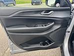Used 2024 Jeep Grand Cherokee L Altitude 4WD SUV for sale #25T0828 - photo 9