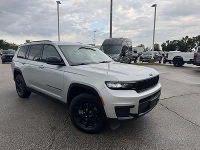Used 2024 Jeep Grand Cherokee L Altitude 4WD SUV for sale #25T0831 - photo 1