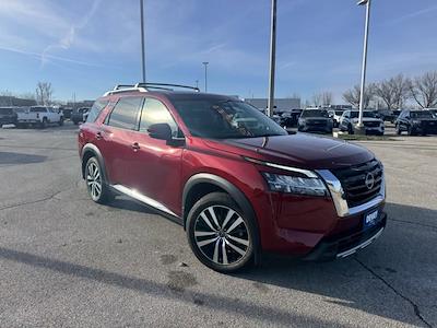 Used 2024 Nissan Pathfinder Platinum for sale #25T1226 - photo 1