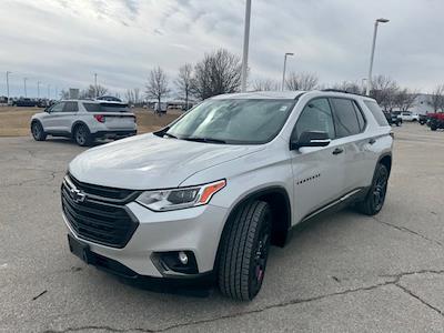 Used 2021 Chevrolet Traverse - photo 1