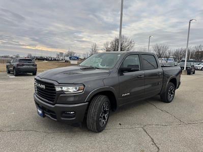 Used 2025 Ram 1500 - photo 1