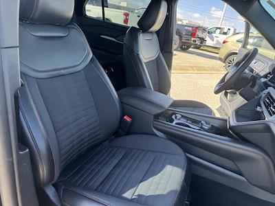 Used 2025 Ford Explorer - photo 1