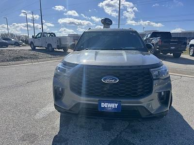 Used 2025 Ford Explorer - photo 1