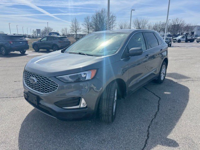 Used 2024 Ford Edge - photo 5