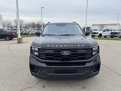 Used 2025 Ford Expedition - photo 1