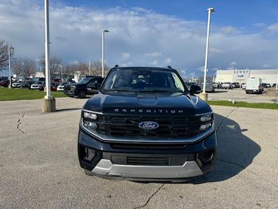 Used 2025 Ford Expedition - photo 1