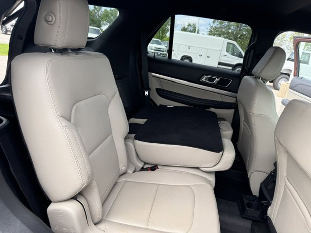 Used 2018 Ford Explorer - photo 16