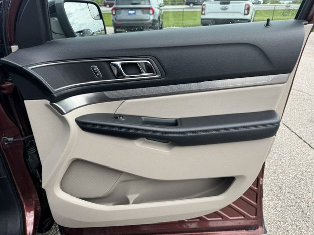 Used 2018 Ford Explorer - photo 18