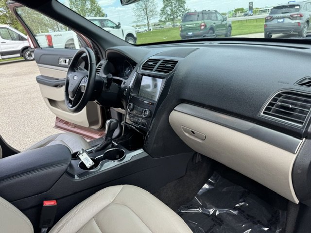 Used 2018 Ford Explorer - photo 20