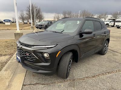 Used 2025 Chevrolet Trailblazer - photo 1