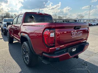 New 2025 GMC Canyon Elevation Crew Cab 4x4 Pickup for sale #148323 - photo 2