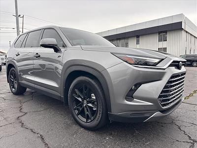 2025 Toyota Grand Highlander DRW FWD SUV for sale #209885XB - photo 2