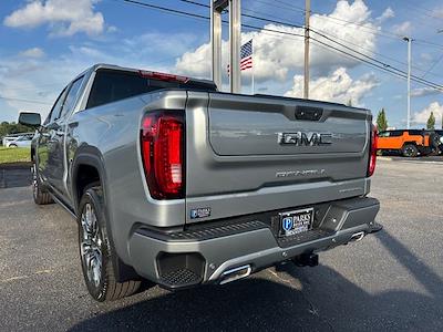 New 2025 GMC Sierra 1500 Denali Ultimate Crew Cab 4x4 Pickup for sale #297987 - photo 2