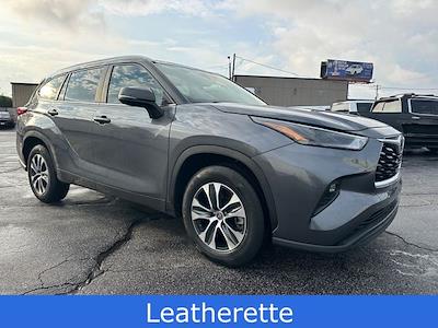 2023 Toyota Highlander FWD SUV for sale #2G4997 - photo 2