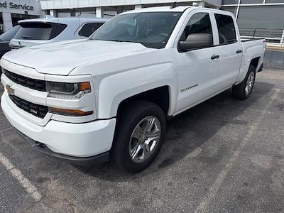 Used 2018 Chevrolet Silverado 1500 - photo 1