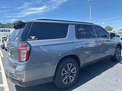 2022 Chevrolet Suburban 4x4 SUV for sale #385057A - photo 2