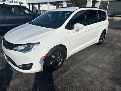 2019 Chrysler Pacifica FWD Minivan for sale #387799A - photo 2