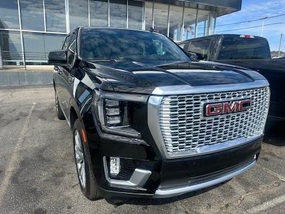 Used 2024 GMC Yukon - photo 1