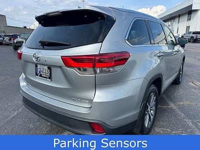 2019 Toyota Highlander 4x4 SUV for sale #8G4942A - photo 2